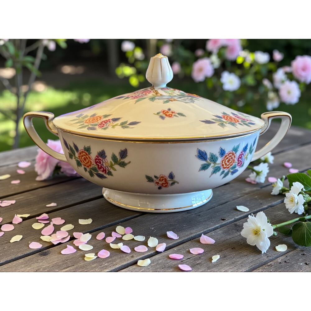 Narumi Oriental Garden Covered Serving Bowl-Japan Fine Bone China-Floral-Vintage